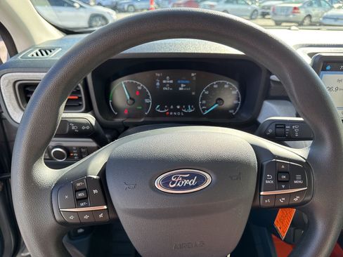 Used 2023 Ford Maverick XLT image 27