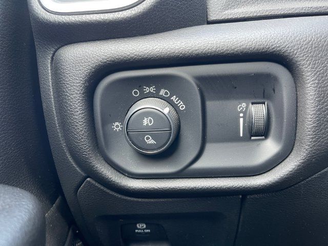 Used 2024 RAM 1500 Big Horn AWD/4WD image 26