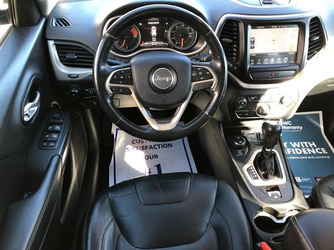 Used 2016 Jeep Cherokee Limited w/ Trailer Tow Group image 11