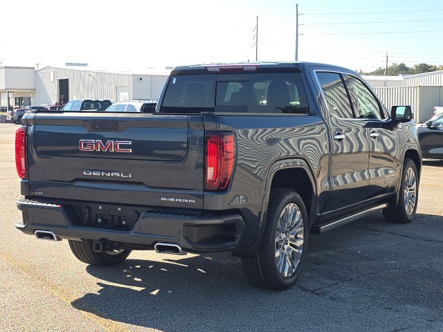 Used 2022 GMC Sierra 1500 Denali w/ Denali Premium Package AWD/4WD image 5