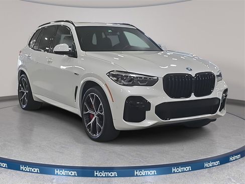 Used 2023 BMW X5 xDrive45e w/ M Sport Package image 3