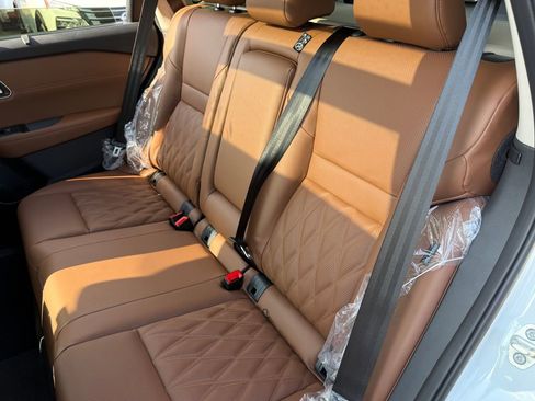 New 2026 Nissan Rogue Platinum image 18