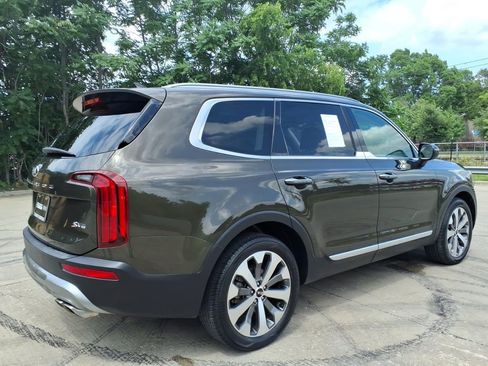 Used 2020 Kia Telluride S FWD image 3