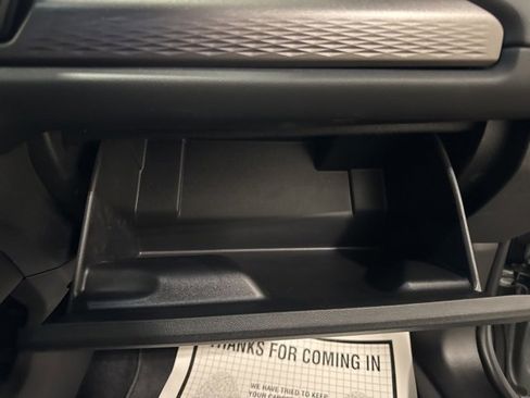 Used 2025 Chevrolet Equinox EV LT image 28