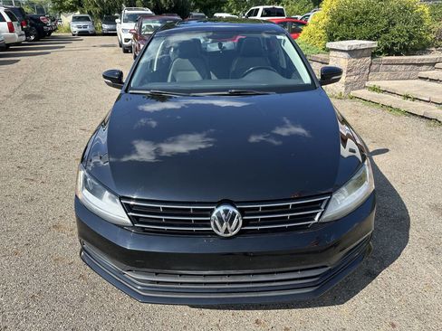 Used 2018 Volkswagen Jetta SE image 11