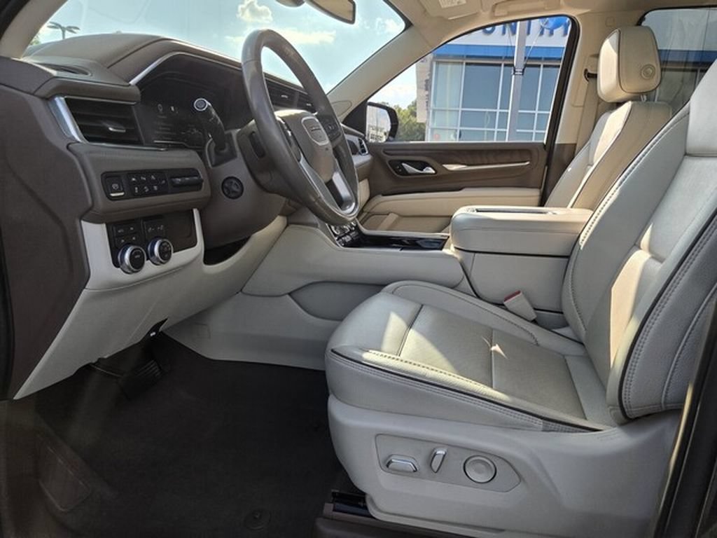 Used 2022 GMC Yukon Denali AWD/4WD image 11