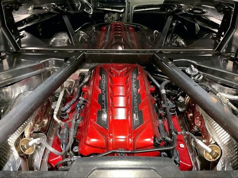 Used 2025 Chevrolet Corvette Stingray Preferred Cpe RWD image 25