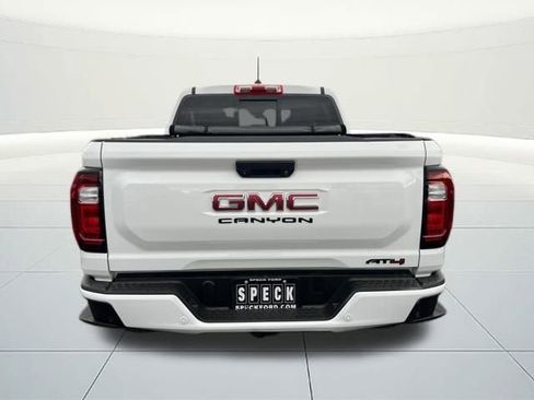 Used 2023 GMC Canyon AT4 image 4