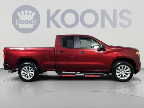 Used 2019 Chevrolet Silverado 1500 Custom w/ Custom Convenience Package AWD/4WD image 8