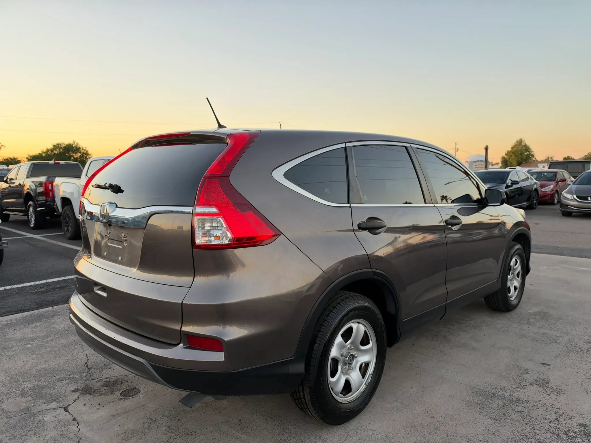 Used 2015 Honda CR-V LX image 11