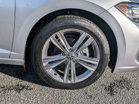 Used 2024 Volkswagen Jetta SE image 14