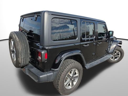 Used 2020 Jeep Wrangler Unlimited Sahara w/ Uconnect 4C Nav & Sound Group image 6