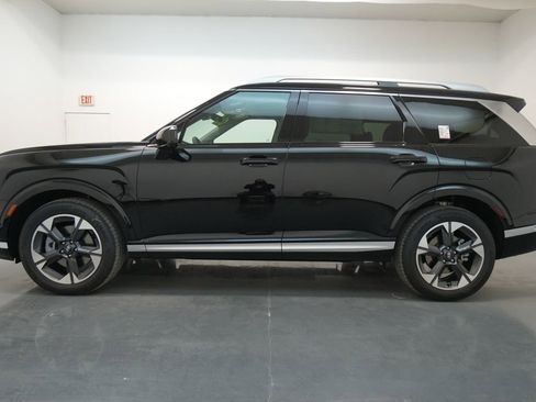 Used 2026 Hyundai Palisade Limited image 4