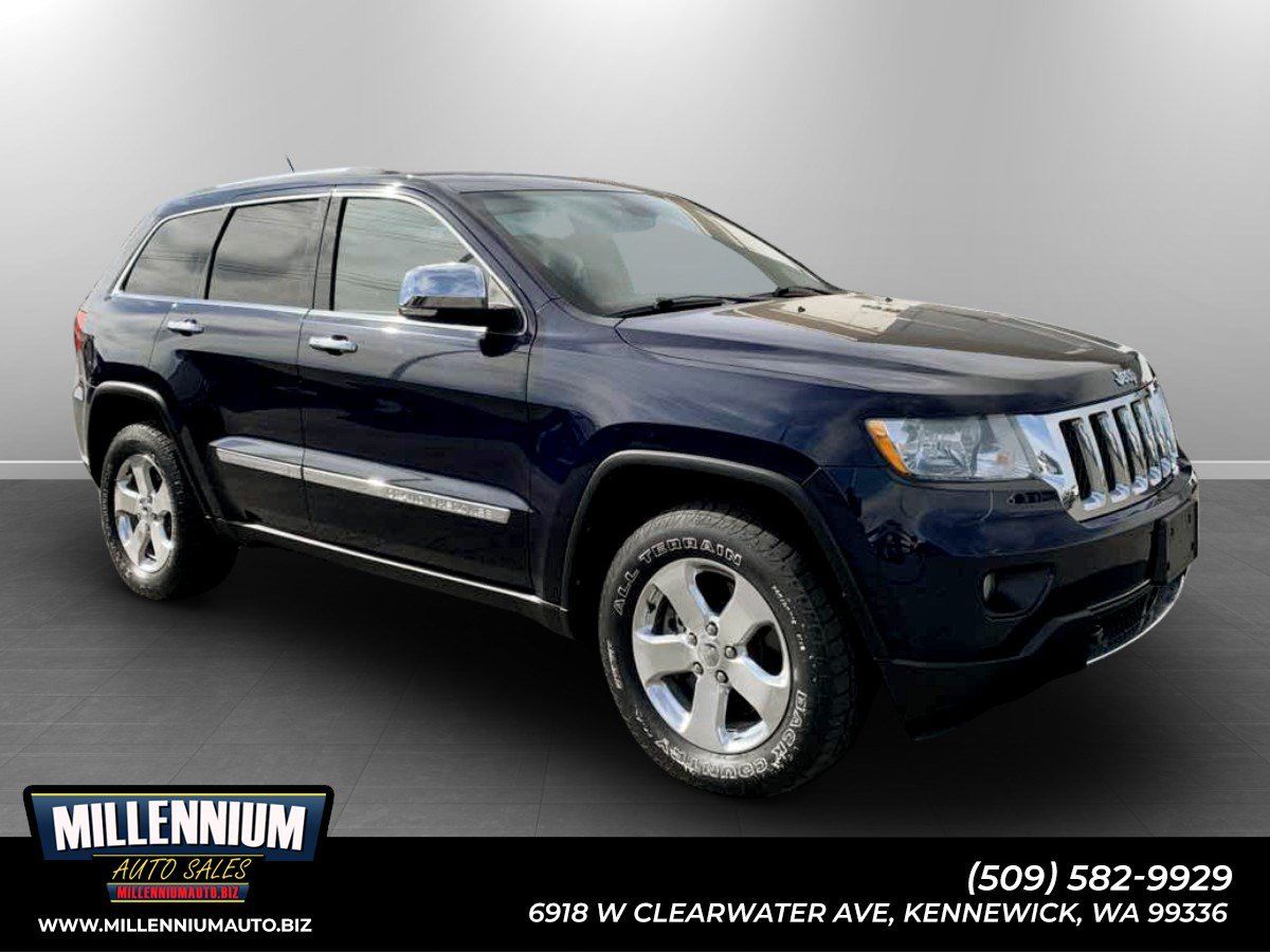 Used 2013 Jeep Grand Cherokee Overland w/ Advance Technology Group AWD/4WD image 1