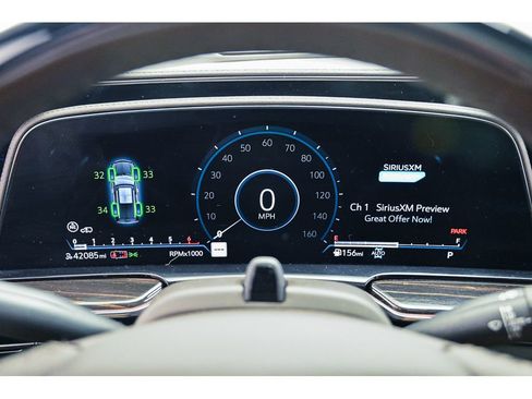 Used 2022 Cadillac Escalade Premium Luxury w/ Performance Package image 43