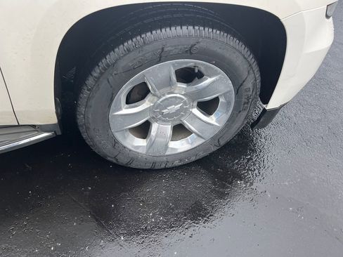 Used 2015 Chevrolet Tahoe LTZ image 34