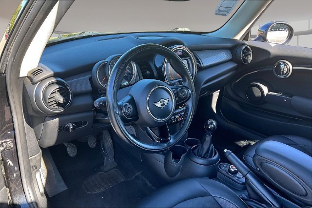 Used 2018 MINI Cooper 2-Door Hardtop FWD image 14