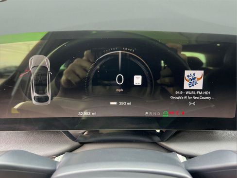 Used 2023 Lucid Air Touring image 28