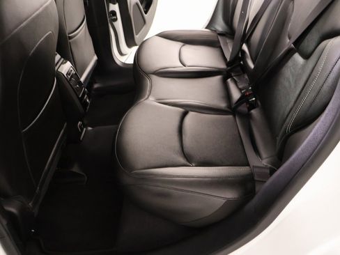 Used 2024 Jeep Compass Limited w/ High Altitude Package image 12