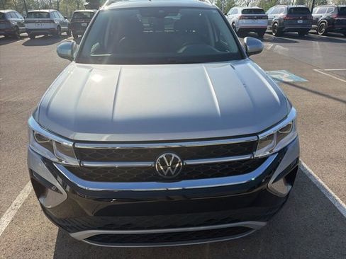 Used 2023 Volkswagen Taos SEL w/ Black Wheel Package AWD/4WD image 5