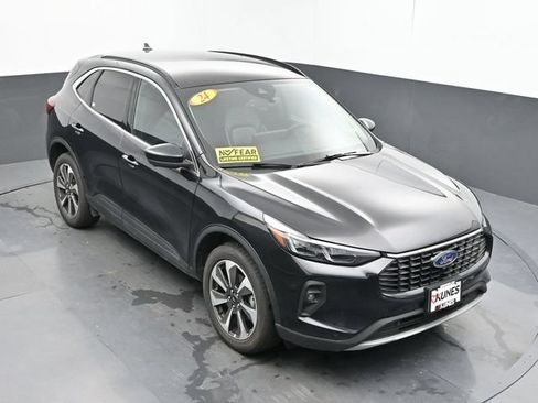 Used 2024 Ford Escape Platinum AWD/4WD image 16
