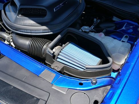 Used 2018 Dodge Challenger R/T RWD image 17