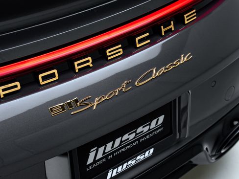 Used 2023 Porsche 911 Sport Classic image 36