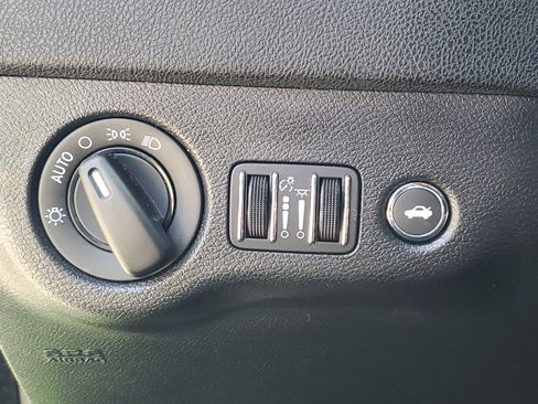 Used 2023 Dodge Charger GT image 21