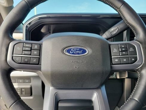 Used 2023 Ford F250 Lariat w/ Lariat Ultimate Package AWD/4WD image 15