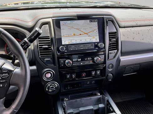 Used 2024 Nissan Titan PRO-4X w/ Pro-4x Convenience Package AWD/4WD image 11