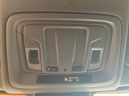 Used 2022 Chevrolet Silverado 1500 W/T w/ WT Value Package image 19