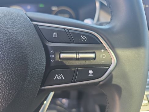 Used 2023 Hyundai Santa Fe SEL w/ Premium Package image 18