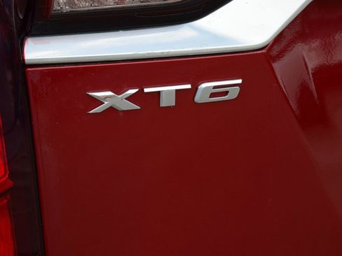 Used 2020 Cadillac XT6 Premium Luxury w/ Platinum Package AWD/4WD image 13