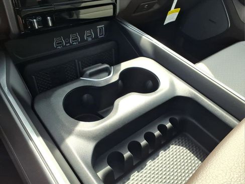 New 2025 RAM 1500 Laramie image 11