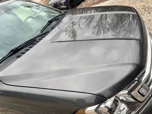 Used 2021 Ford Expedition XLT image 15