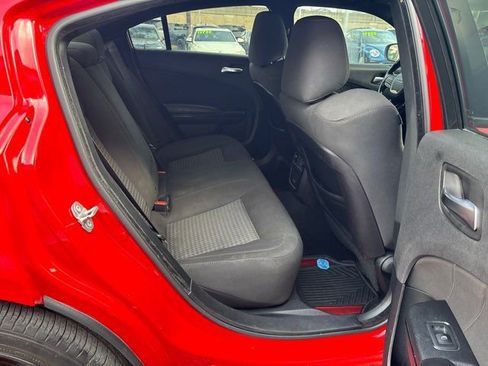 Used 2019 Dodge Charger GT w/ Blacktop Package image 38