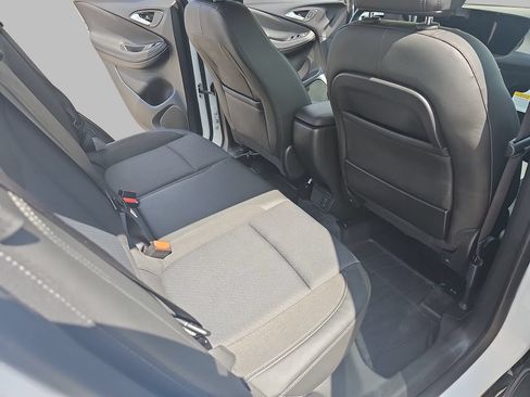 Used 2024 Buick Encore GX Preferred w/ Comfort Package AWD/4WD image 14