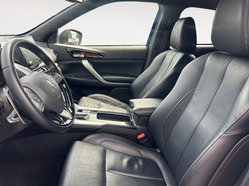Used 2025 Mitsubishi Eclipse Cross SE AWD/4WD image 9