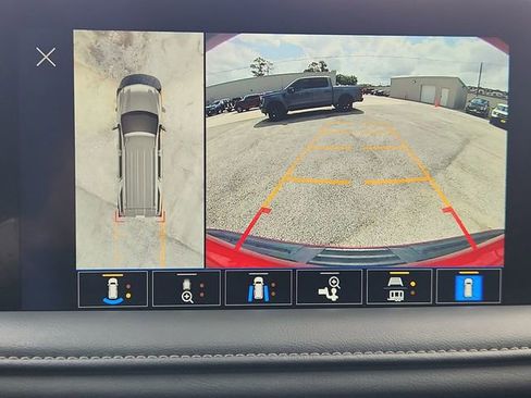 Used 2023 Chevrolet Tahoe LT w/ LT Signature Plus Package RWD image 15