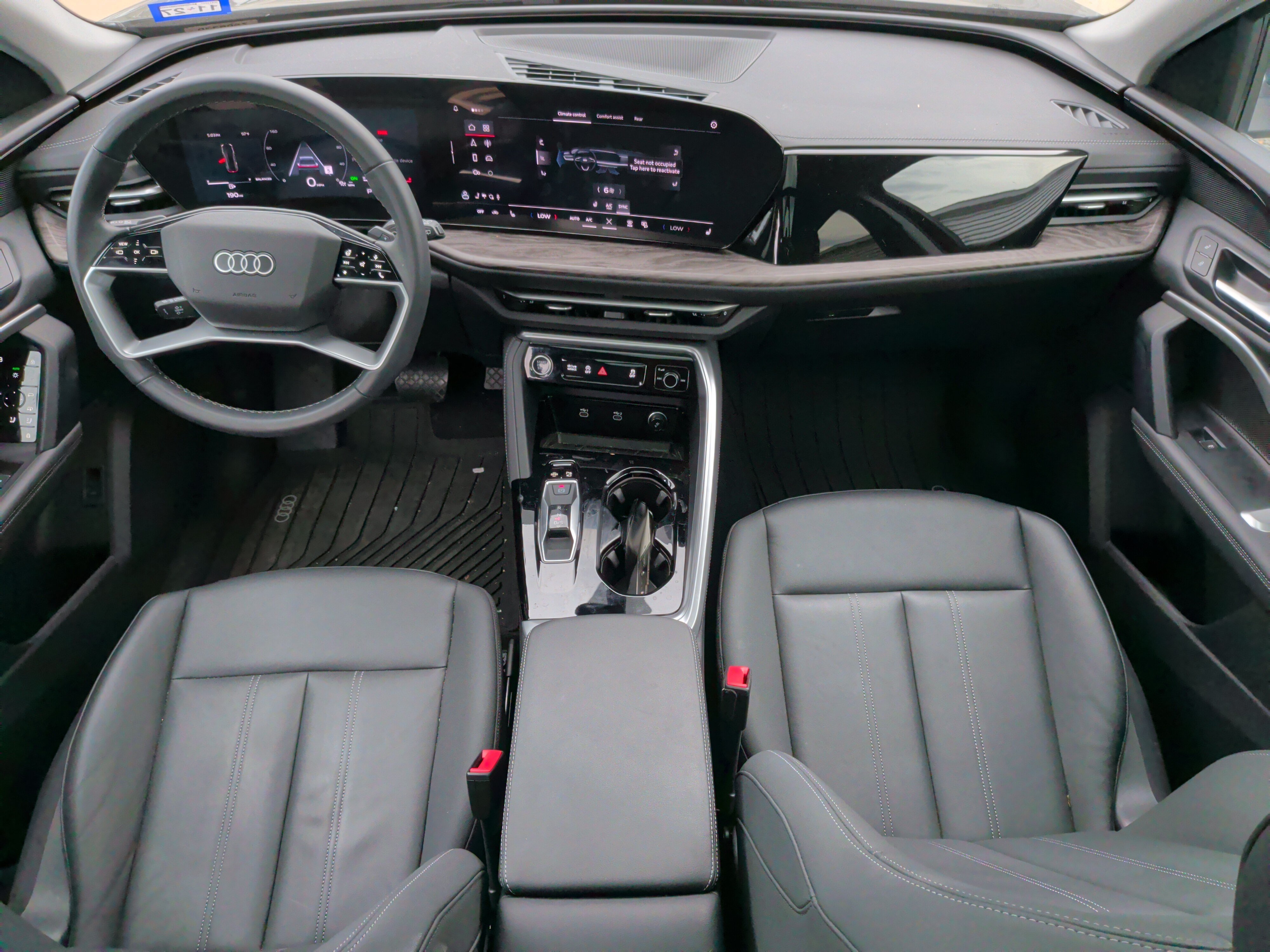 Used 2025 Audi Q5 Premium w/ Convenience Package AWD/4WD image 17