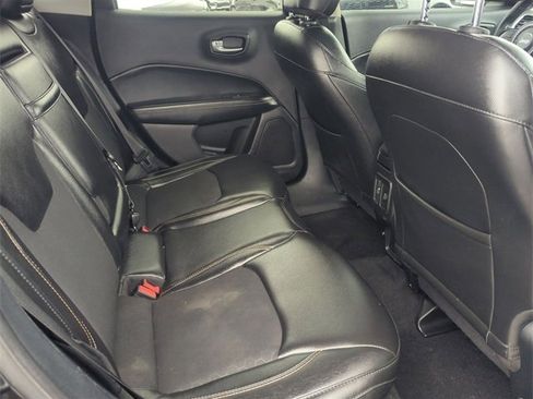 Used 2018 Jeep Compass Latitude image 23
