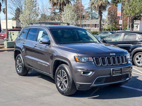 Used 2019 Jeep Grand Cherokee Limited AWD/4WD image 5