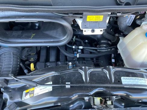 Used 2025 RAM ProMaster 2500 w/ Convenience Group FWD image 27