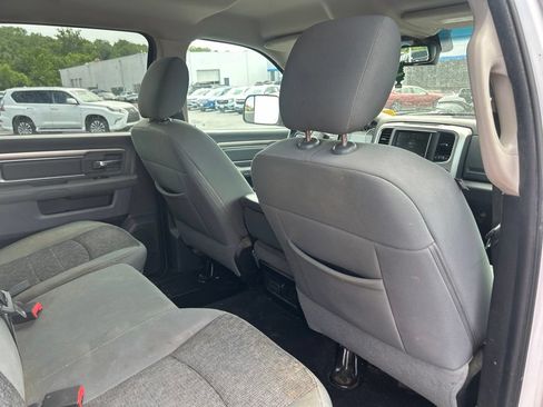Used 2015 RAM 1500 Classic SLT w/ SLT Plus D←cor Group AWD/4WD image 30