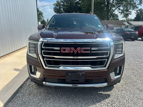 Used 2022 GMC Yukon XL SLT w/ SLT Premium Package AWD/4WD image 13
