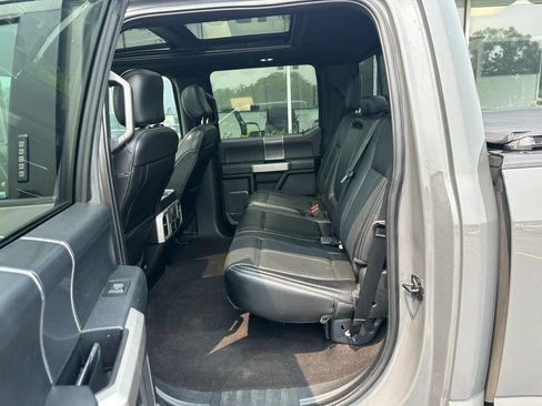 Used 2020 Ford F150 Lariat w/ Equipment Group 502A Luxury AWD/4WD image 11