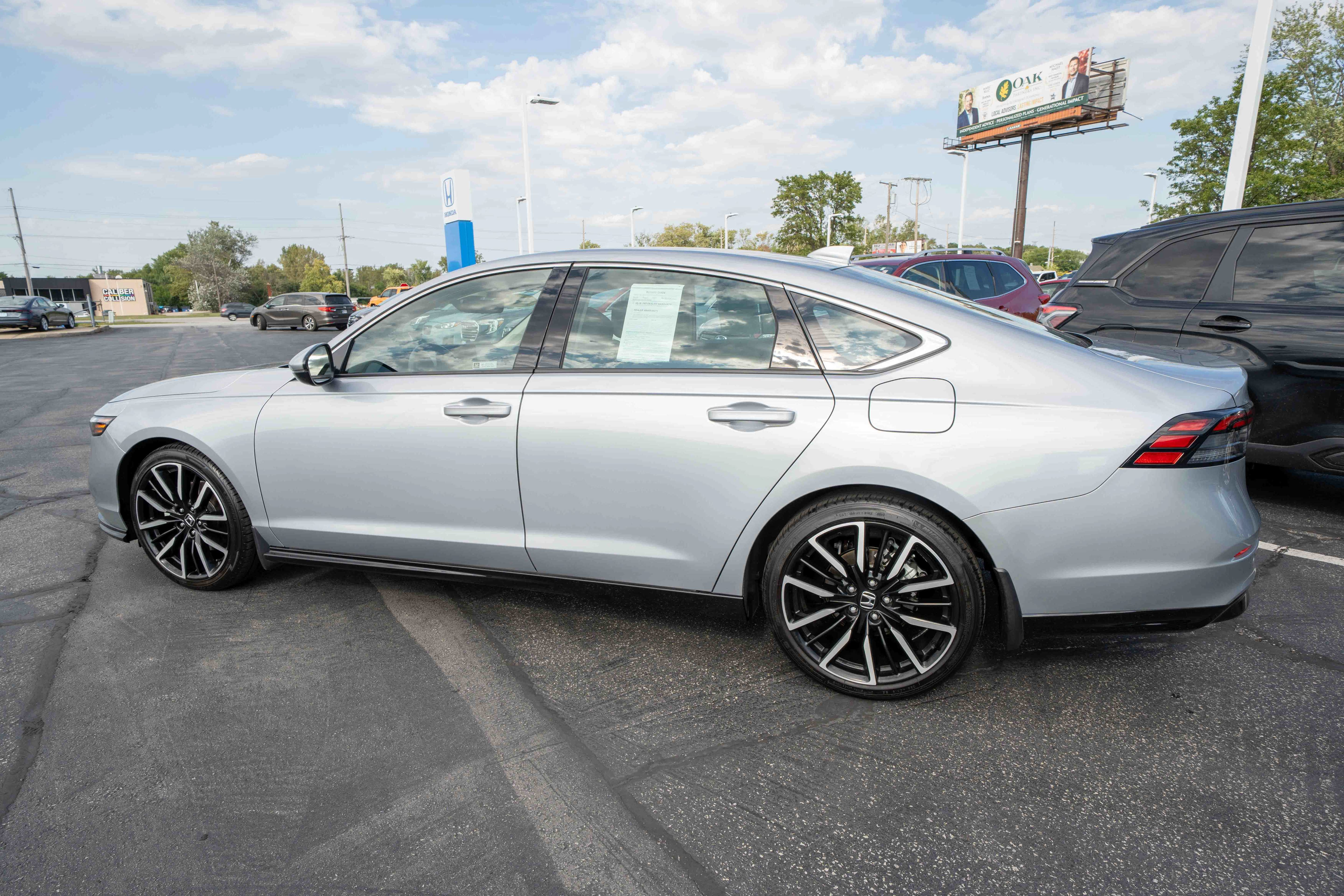 Certified 2023 Honda Accord Touring image 4