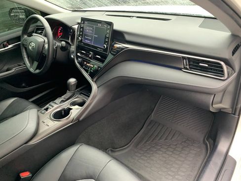 Used 2021 Toyota Camry XSE AWD/4WD image 12