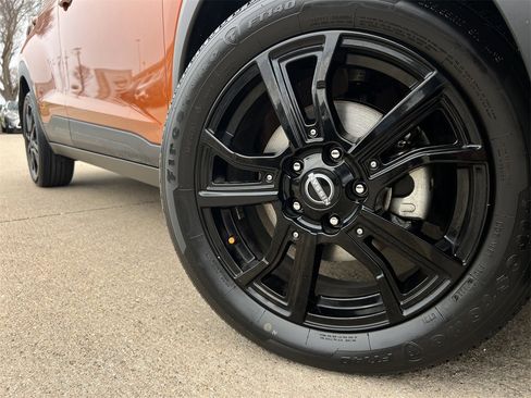 Certified 2023 Nissan Kicks SV image 8