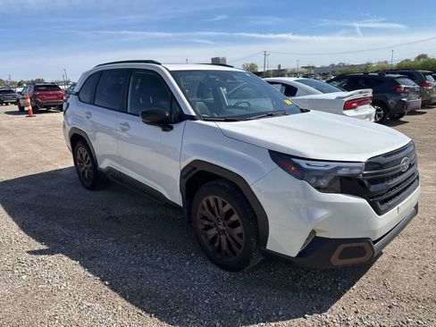 Used 2025 Subaru Forester Sport AWD/4WD image 4